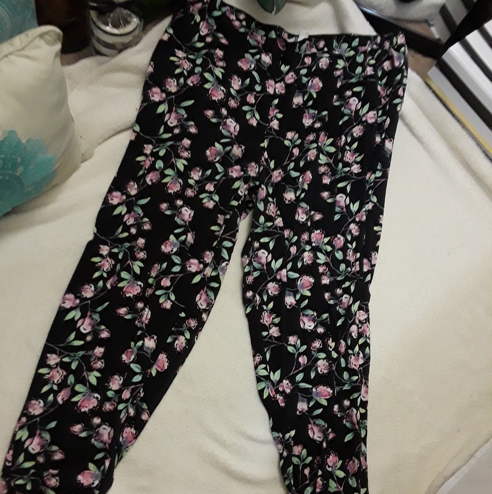 LC by Lauren Conrad Floral Ponte Pants